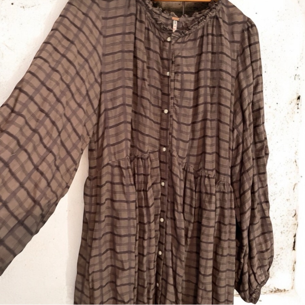 Free People Edie Tiered Maxi Dress in Horseshoe. Size Large. - Picture 5 of 5